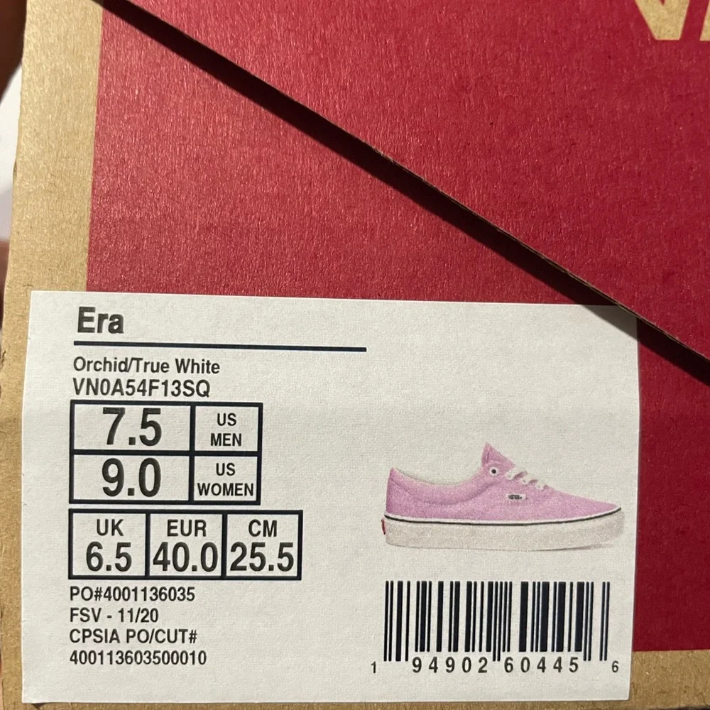 Vans - Picture 2 of 2